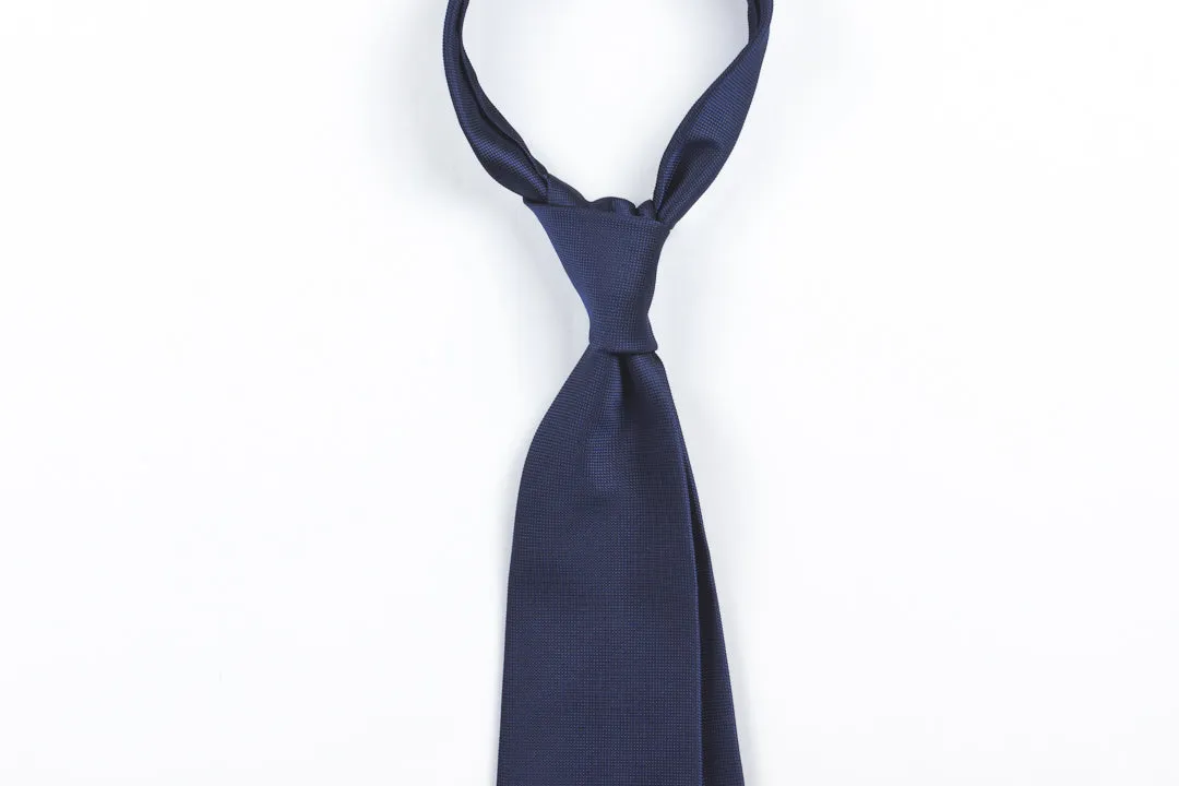 Blue Nailhead