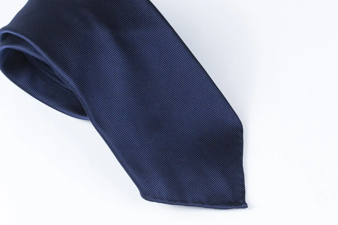 Blue Nailhead