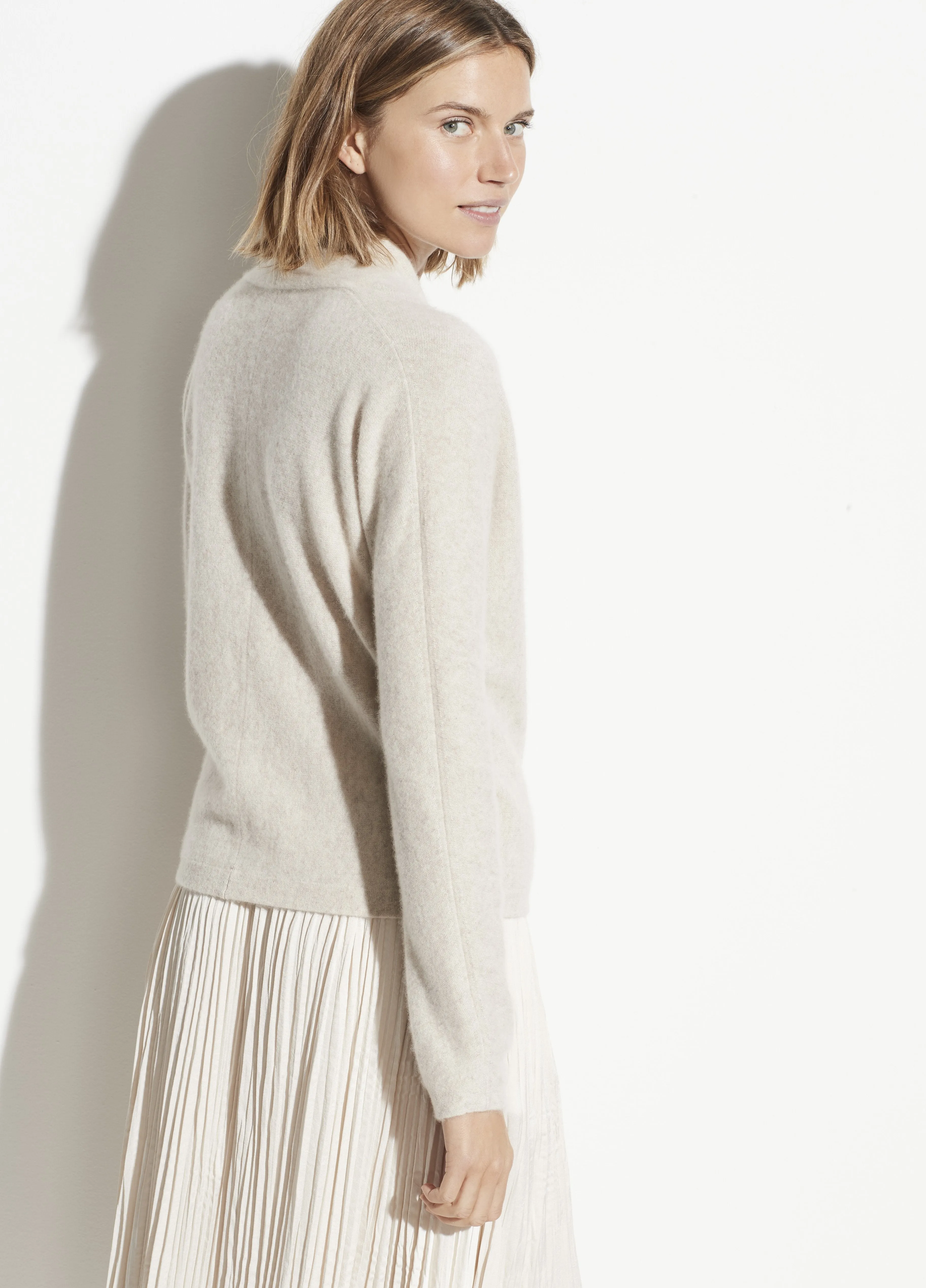 Boiled Cashmere Wrap Front Pullover in Heather Dove Oat