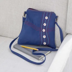 Coats & Clark Sewing Button And Bobbin Bag Uses Reverse Bobbin Work
