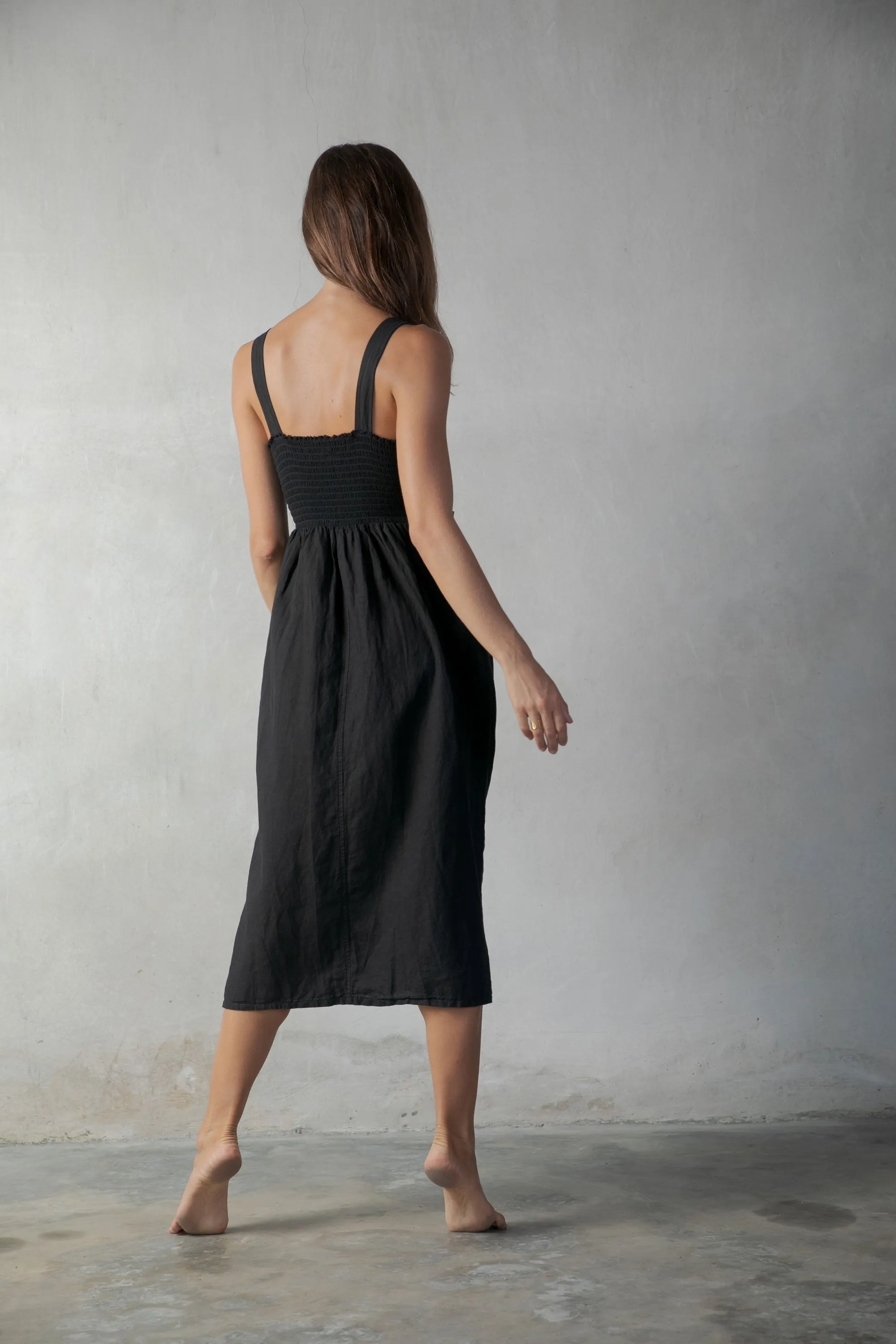 Farfalla Linen Midi Dress Black