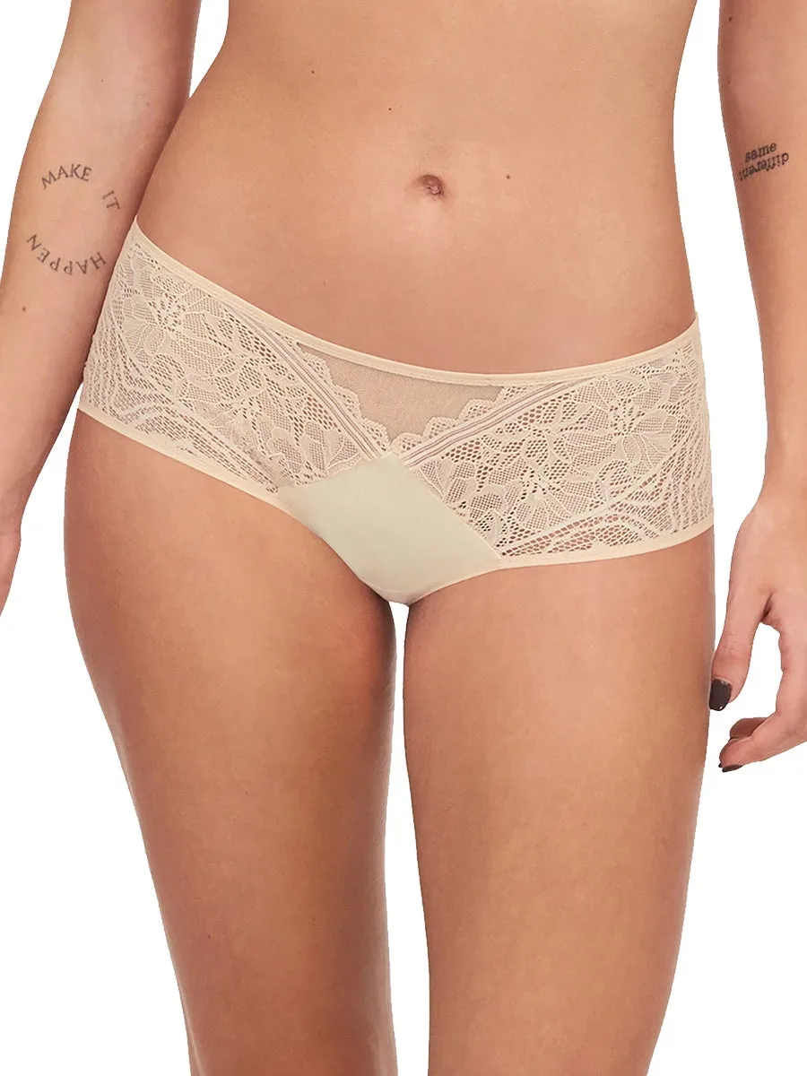 Femilet Floral Touch Covering Shorty