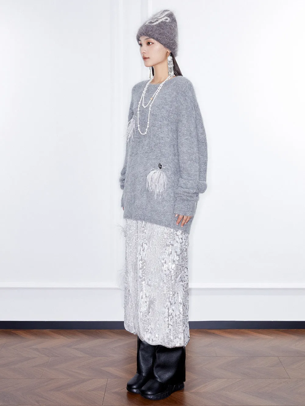 MUKZIN Linglong "Playing Fish" Embroidered Knitted Sweater