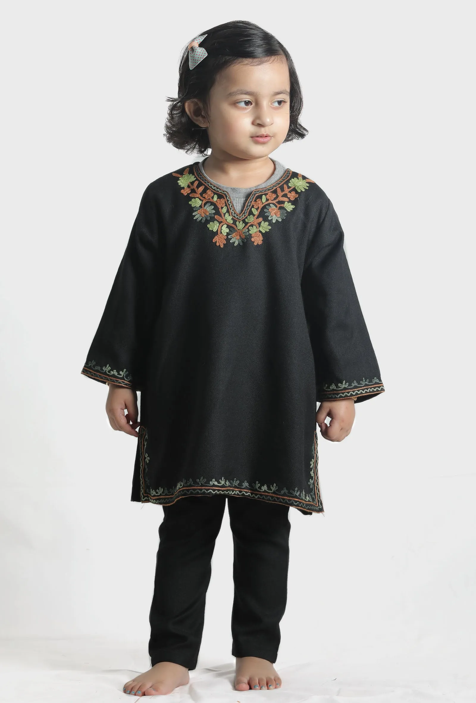 Onyx Black Pure Woollen Phiran set