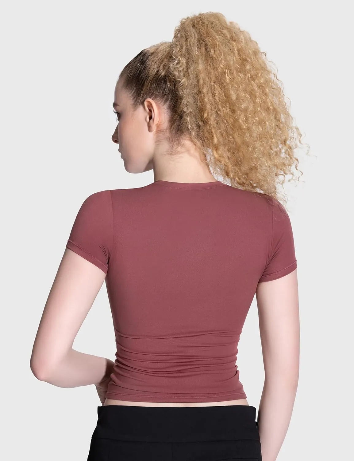 PUMIEY Women's Crew Neck Short Sleeve Tops Double Lined Slim Fit T Shirts Basic Tee Smoke Cloud Pro Collection