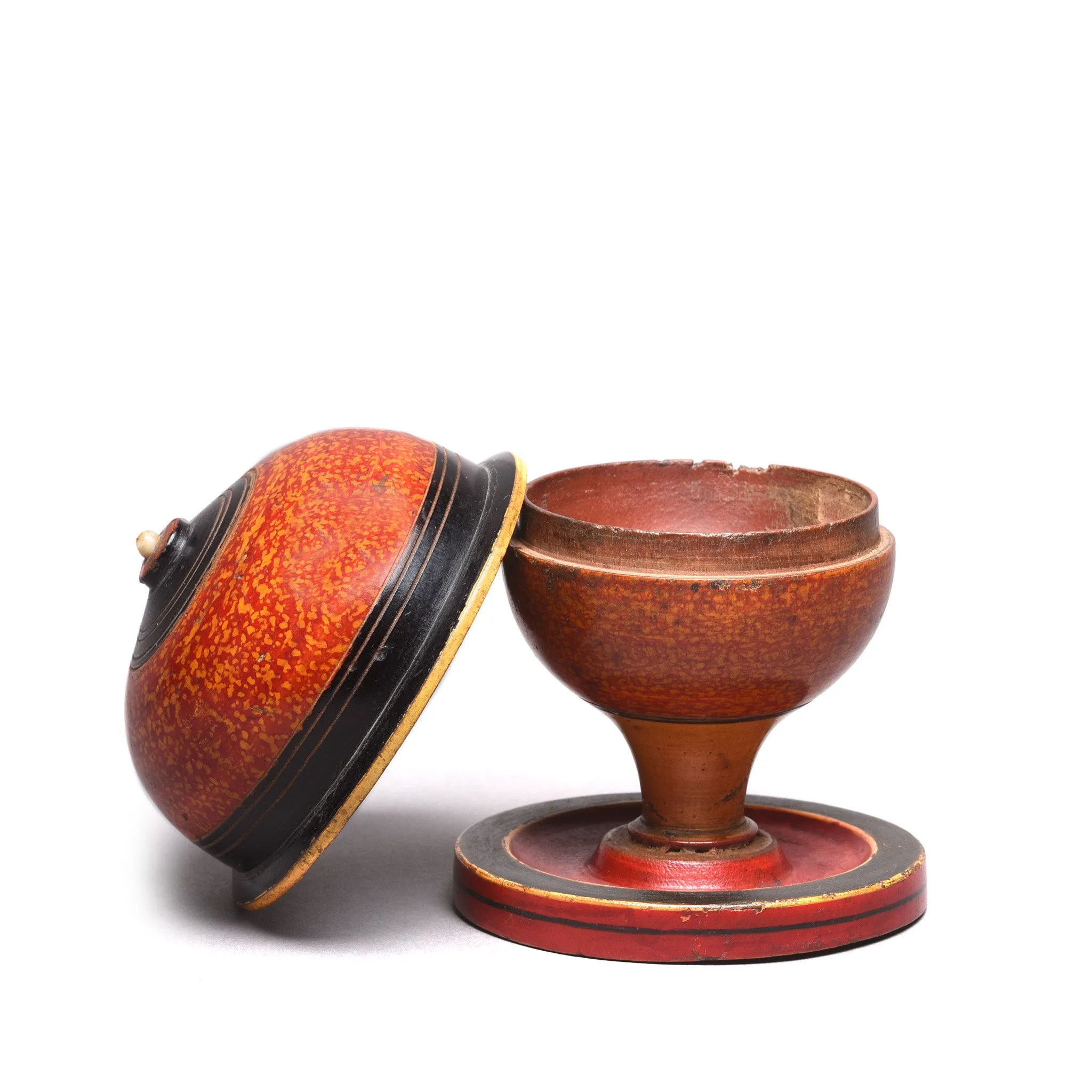 Spotted Lacquer Pot From Rajasthan - 19thC